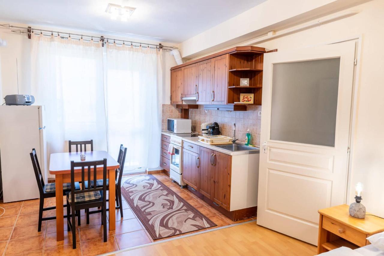 László Apartman - Hajdúszoboszló Esterno foto