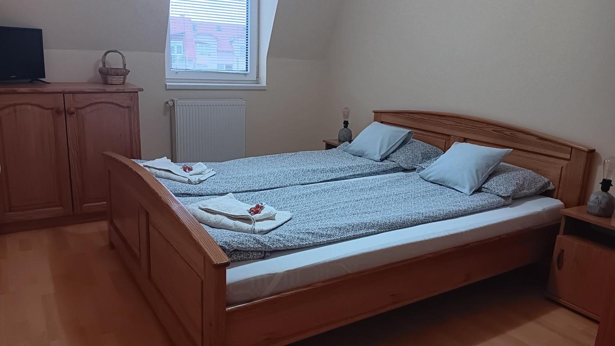 László Apartman - Hajdúszoboszló Esterno foto